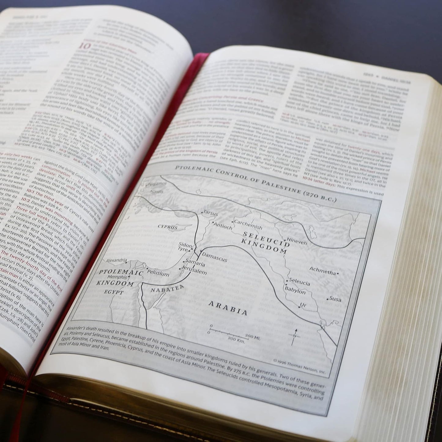 NKJV Study Bible, Hardcover, Comfort Print: The Complete Resource for Studying God’s Word Hardcover – Nov. 20, 2018