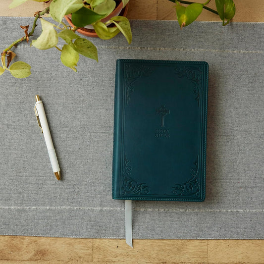 NRSV Catholic Edition Gift Bible, Teal LeatherSoft, Comfort Print