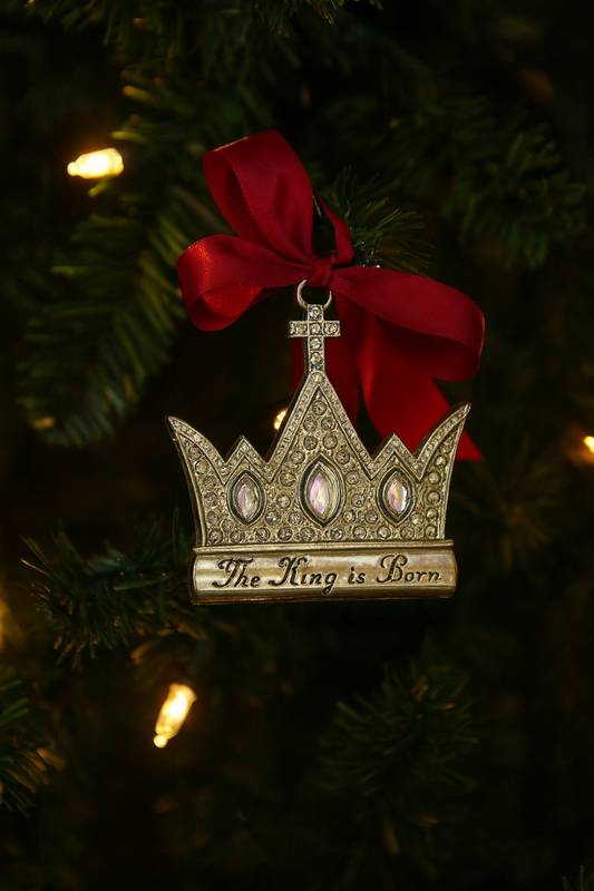The King is Born -Metal Christmas Ornament 7cm x 6 cm